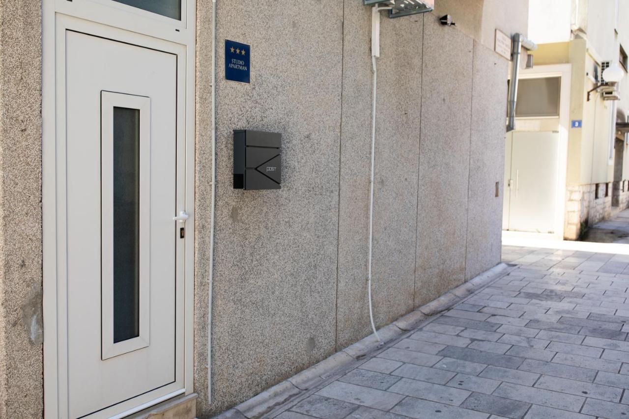 Susur - By Hoxilis Apartamento Zadar Exterior foto